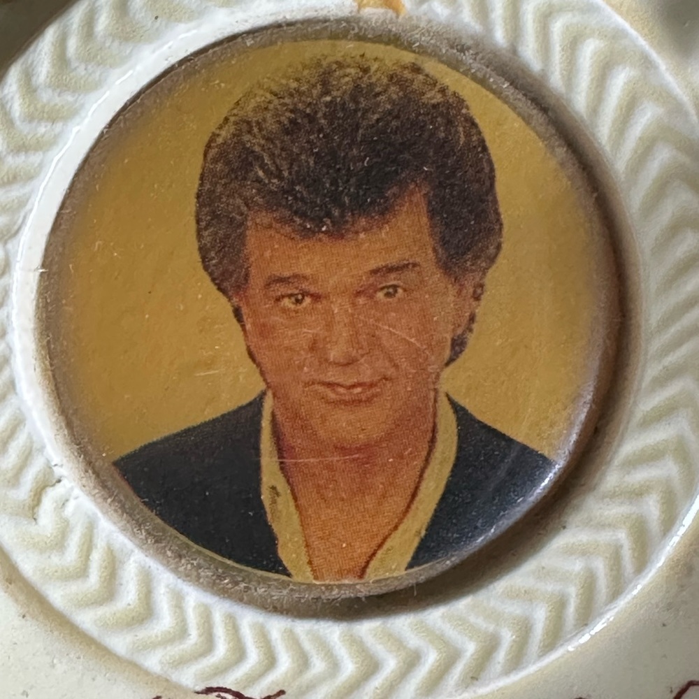 Conway Twitty wall dish